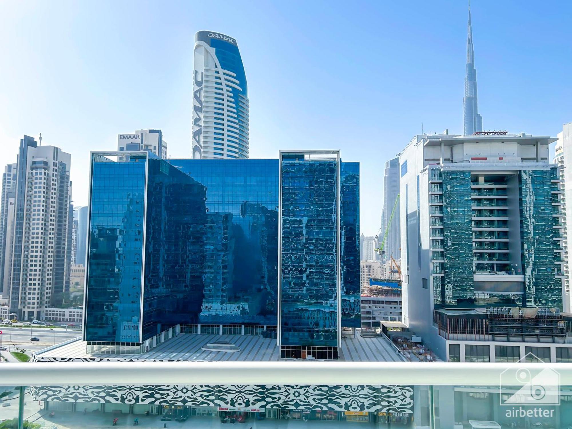 Gorgeous 1b With Balcony In Business Bay Dubai