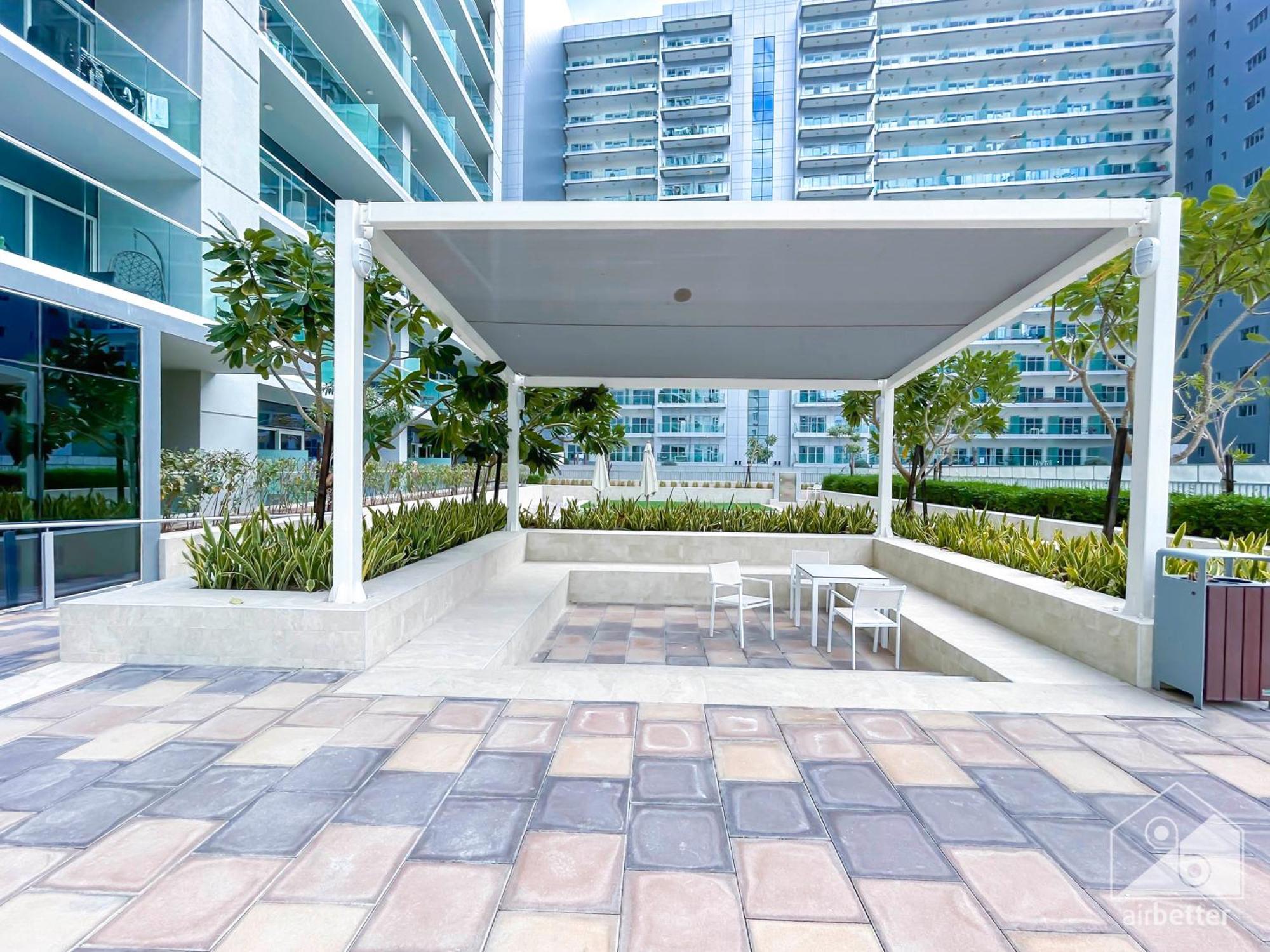 Gorgeous 1b With Balcony In Business Bay